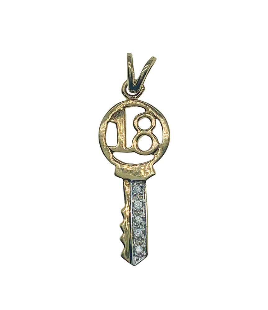 9ct Yellow Gold 18 Key Pendant with Diamond 