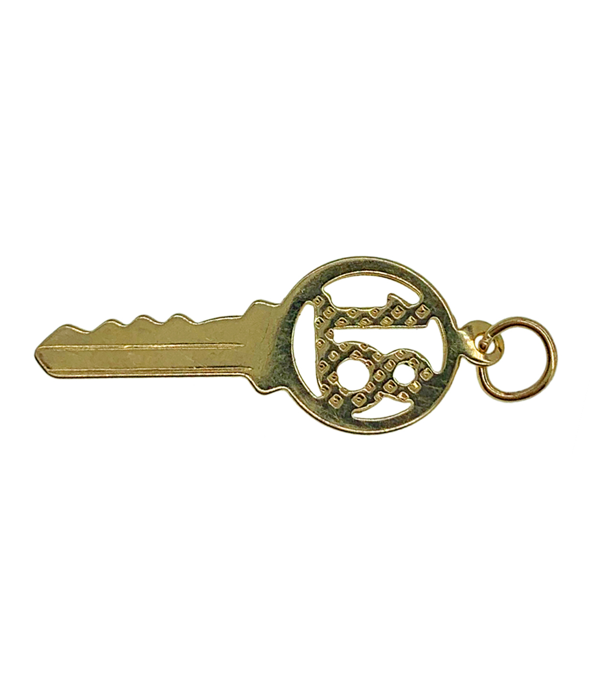 9ct Yellow Gold 18 Key Charm