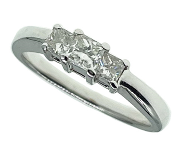 18ct White Gold Trilogy Ring